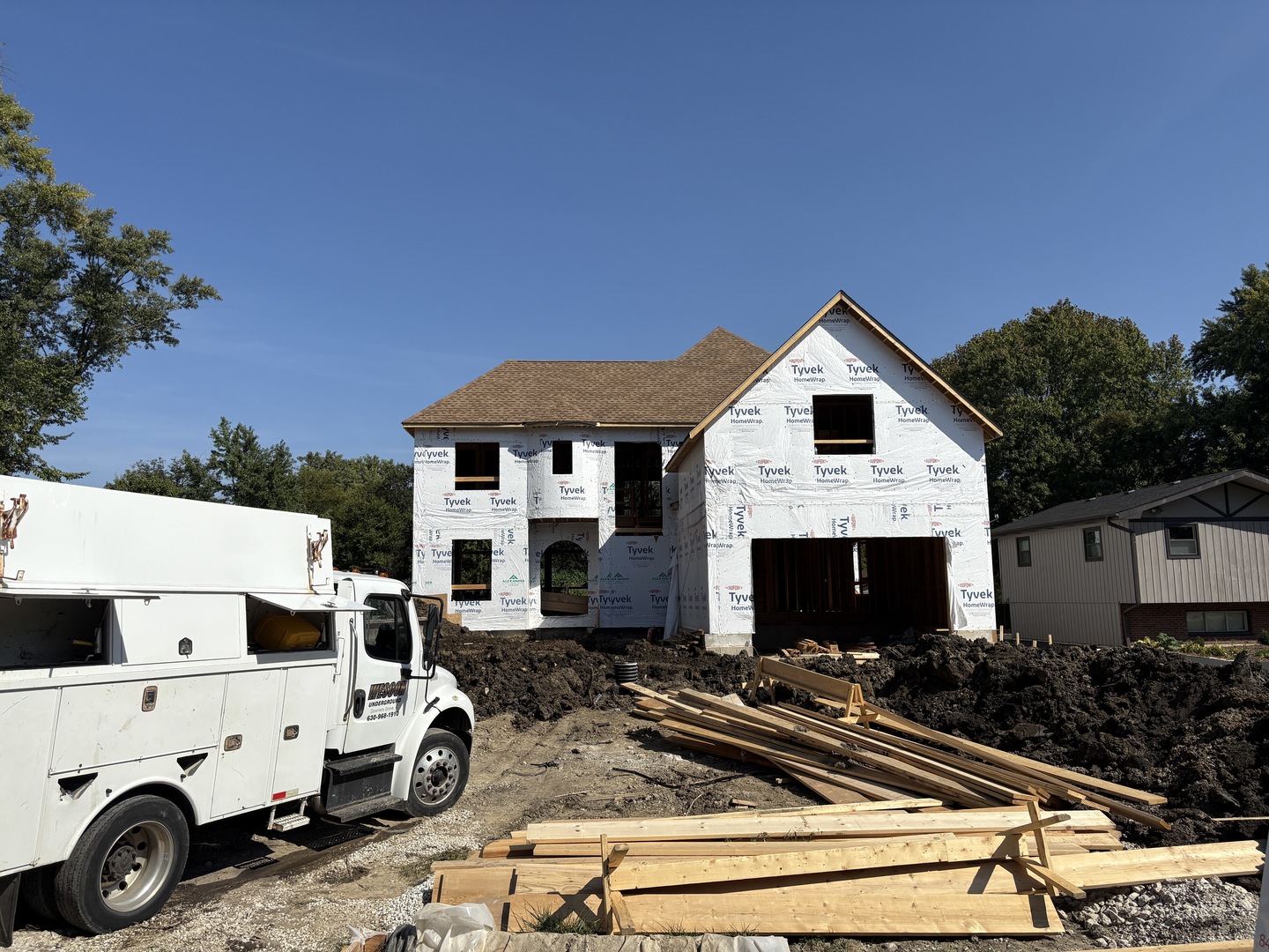 6121 Woodward Avenue, Downers Grove, IL 60516