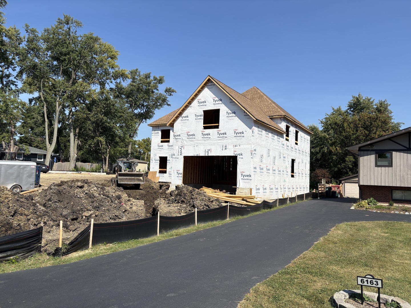 6121 Woodward Avenue, Downers Grove, IL 60516