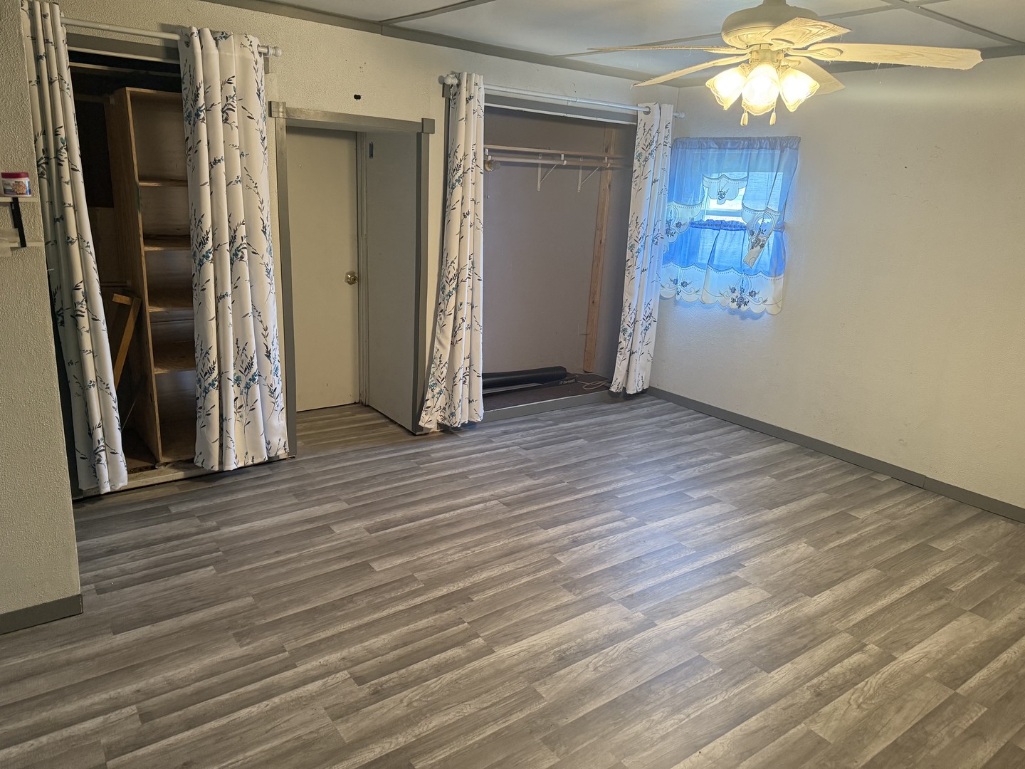 309 S Main Street, Elliott, IL 60933