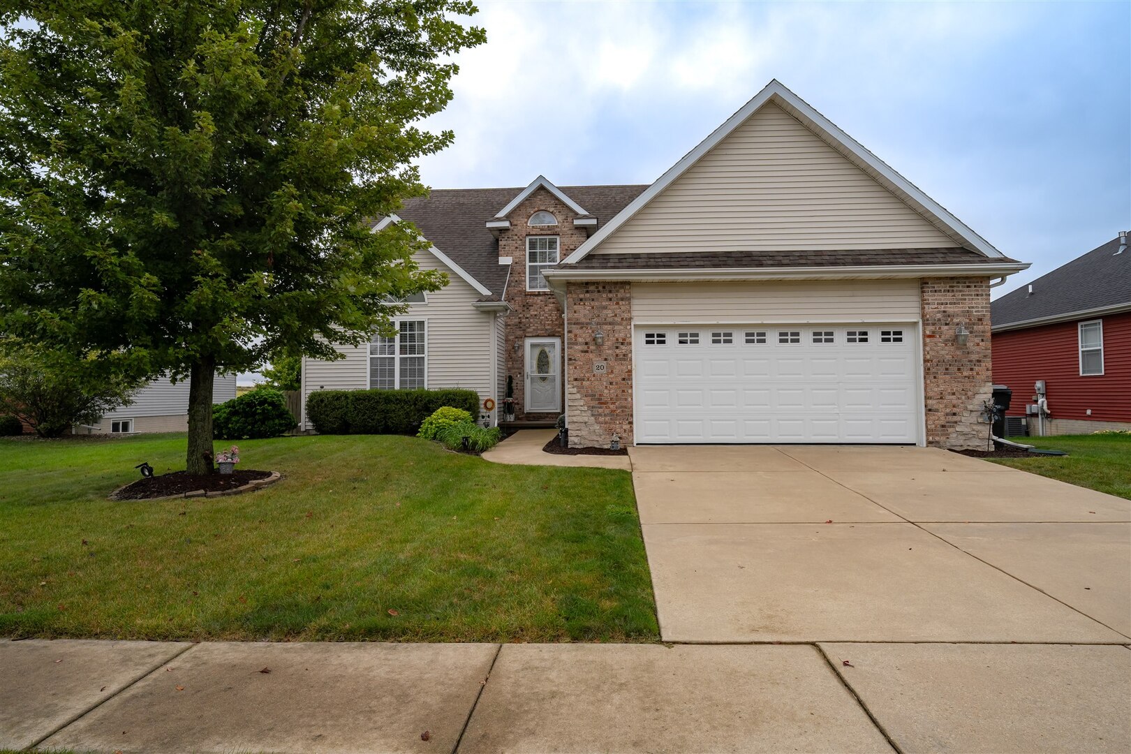 20 Fedor Circle, Bloomington, IL 61705