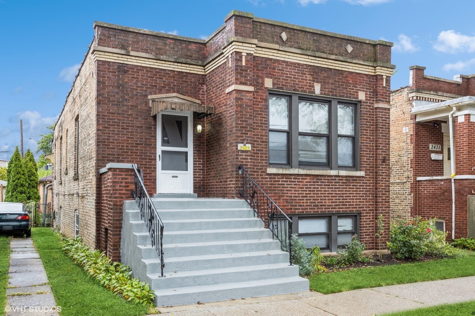 2433 Cuyler Avenue, Berwyn, IL 60402