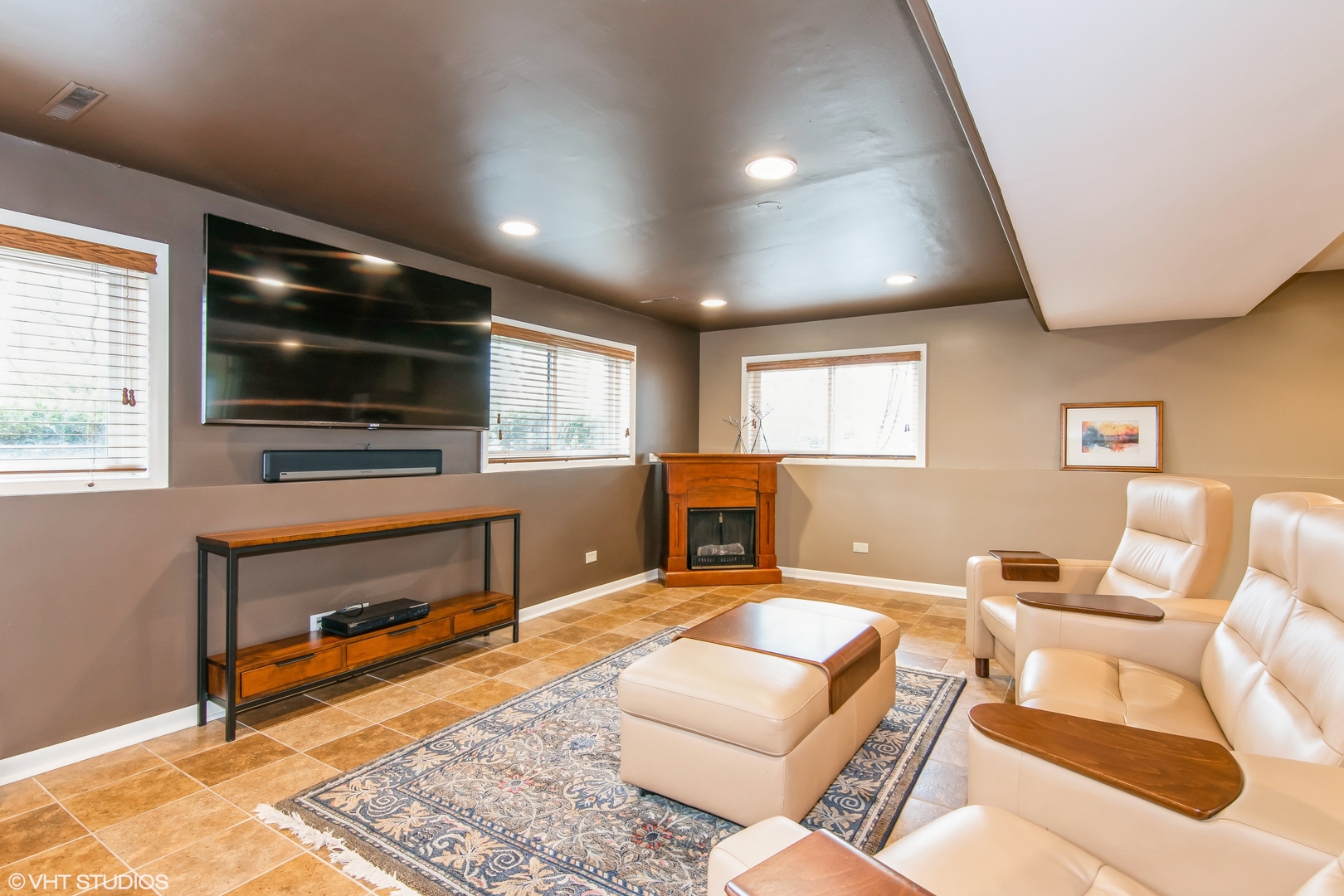 22W451 Birchwood Drive, Glen Ellyn, IL 60137