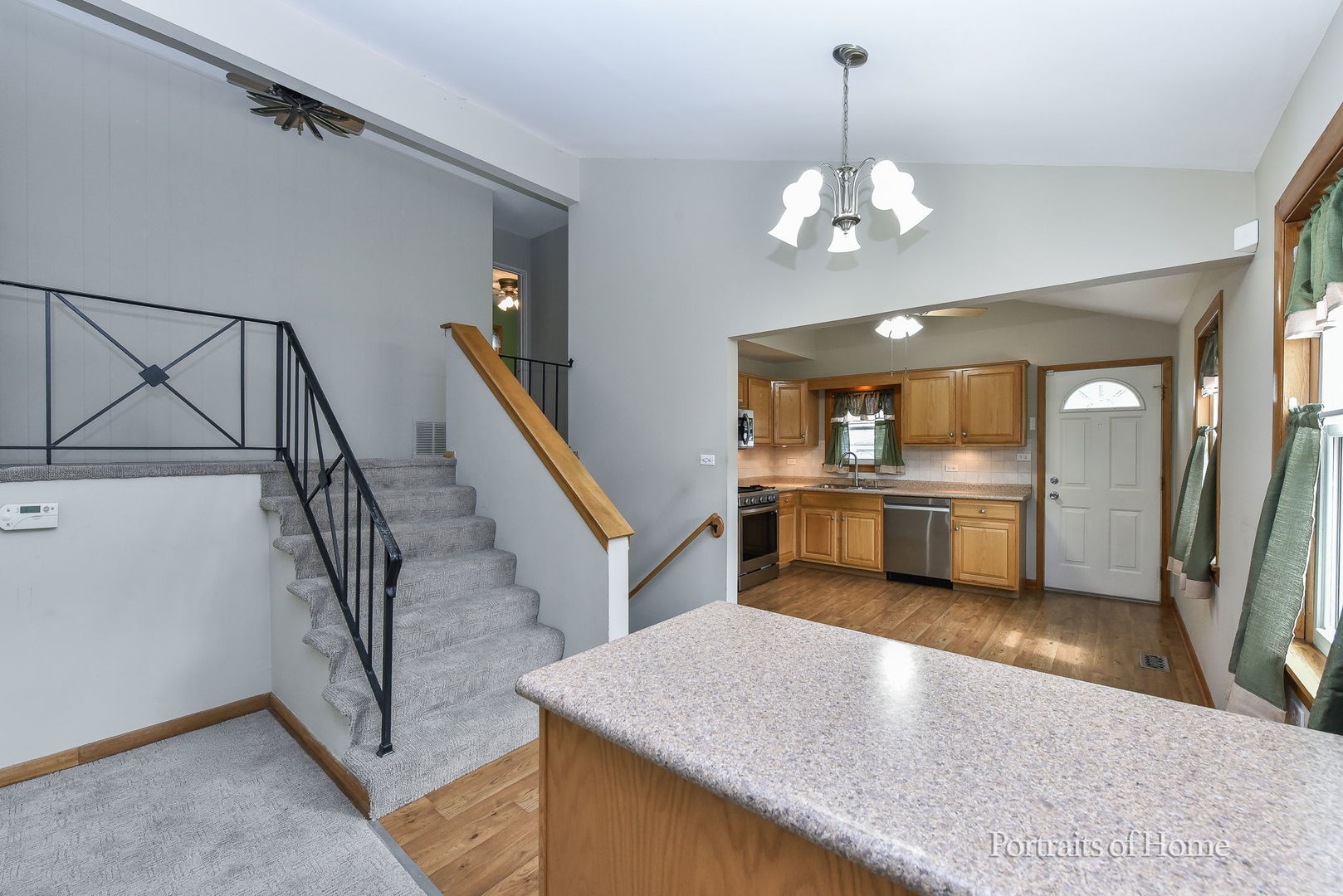 355 N Lincoln Avenue, Villa Park, IL 60181