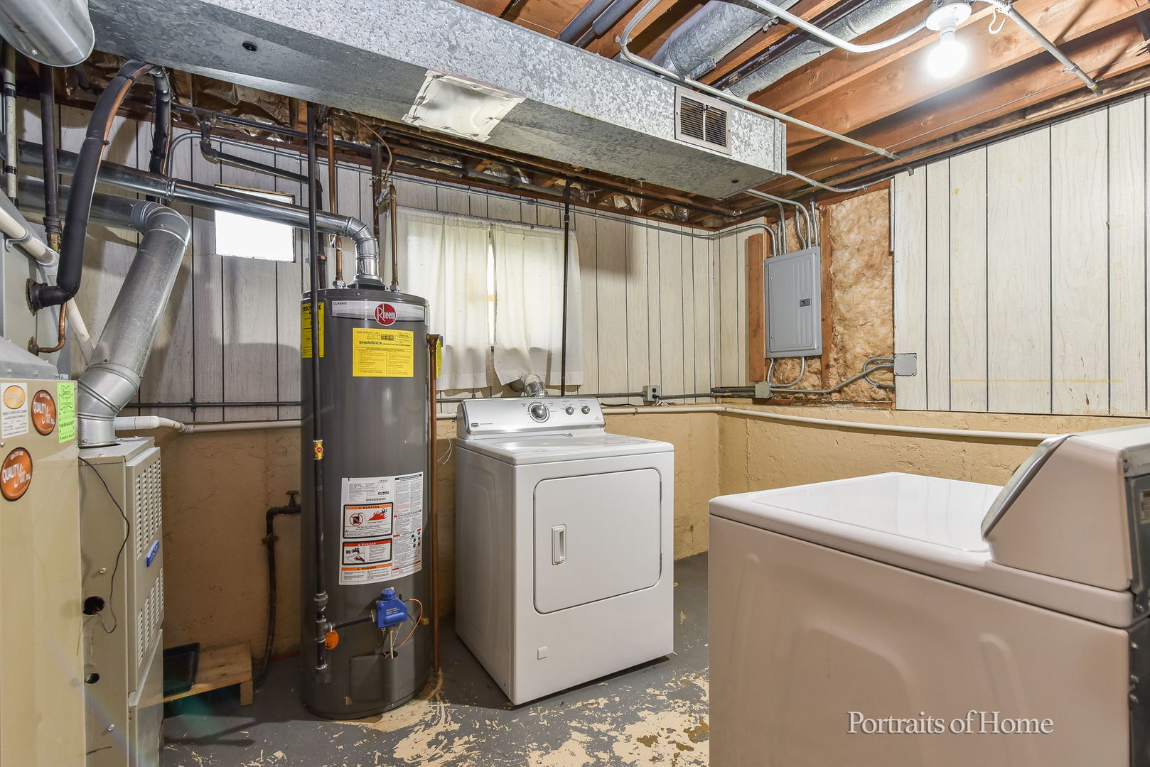 355 N Lincoln Avenue, Villa Park, IL 60181