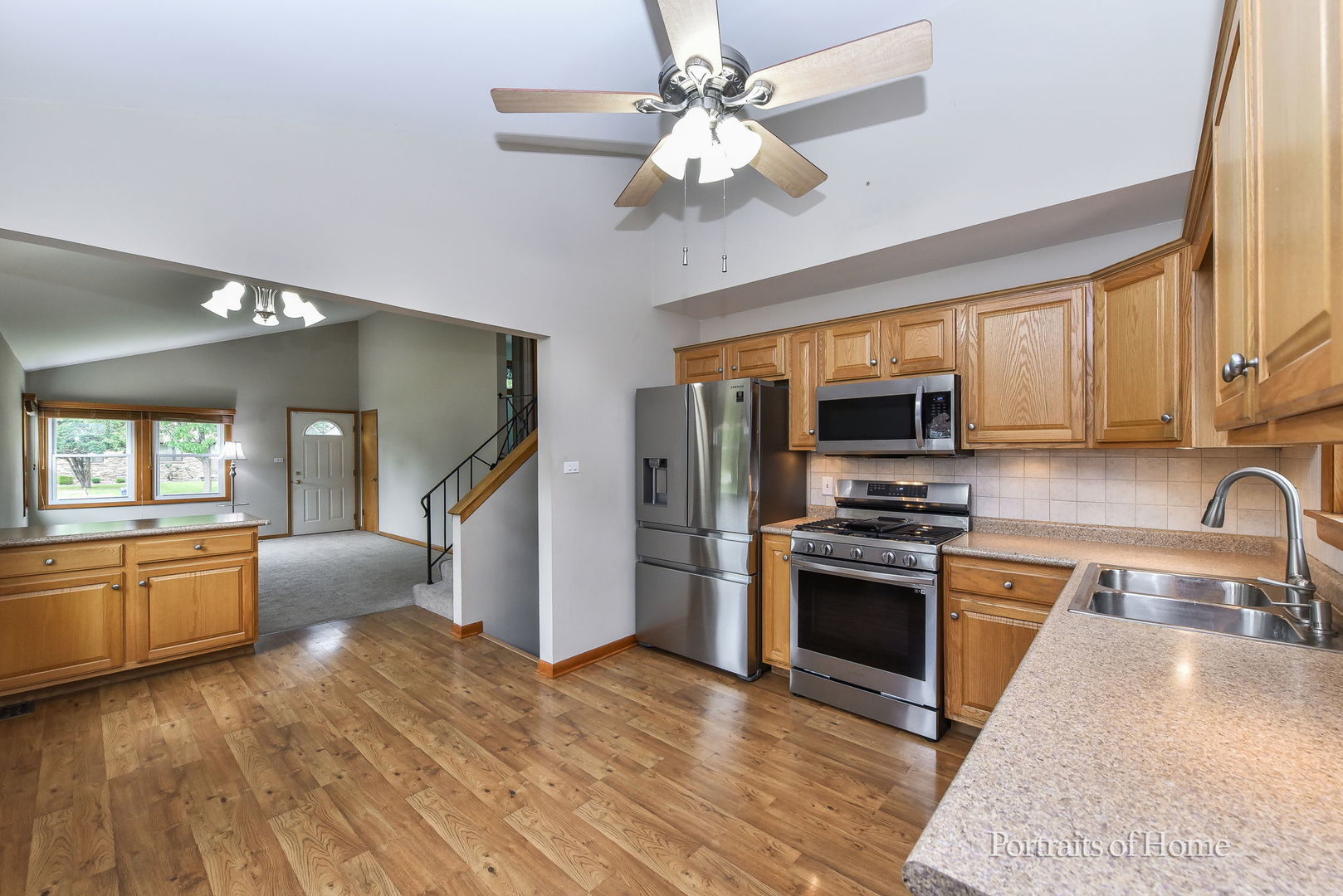 355 N Lincoln Avenue, Villa Park, IL 60181