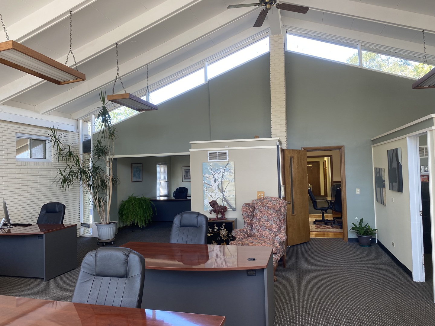 1700 Ogden Avenue, Lisle, IL 60532