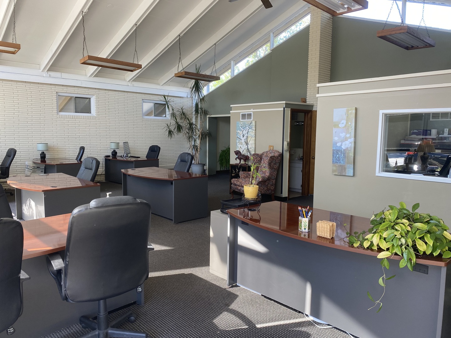 1700 Ogden Avenue, Lisle, IL 60532