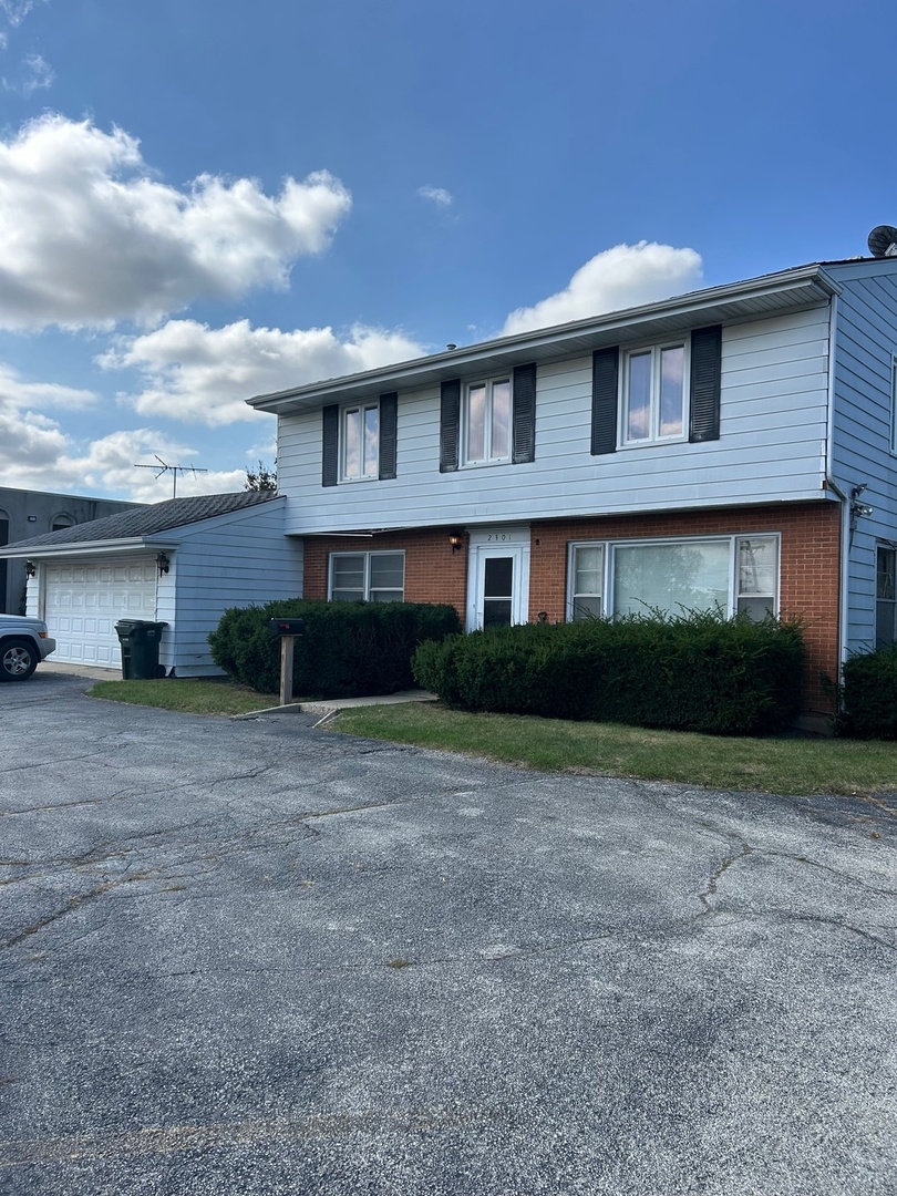 2301 Plum Grove Road, Palatine, IL 60067