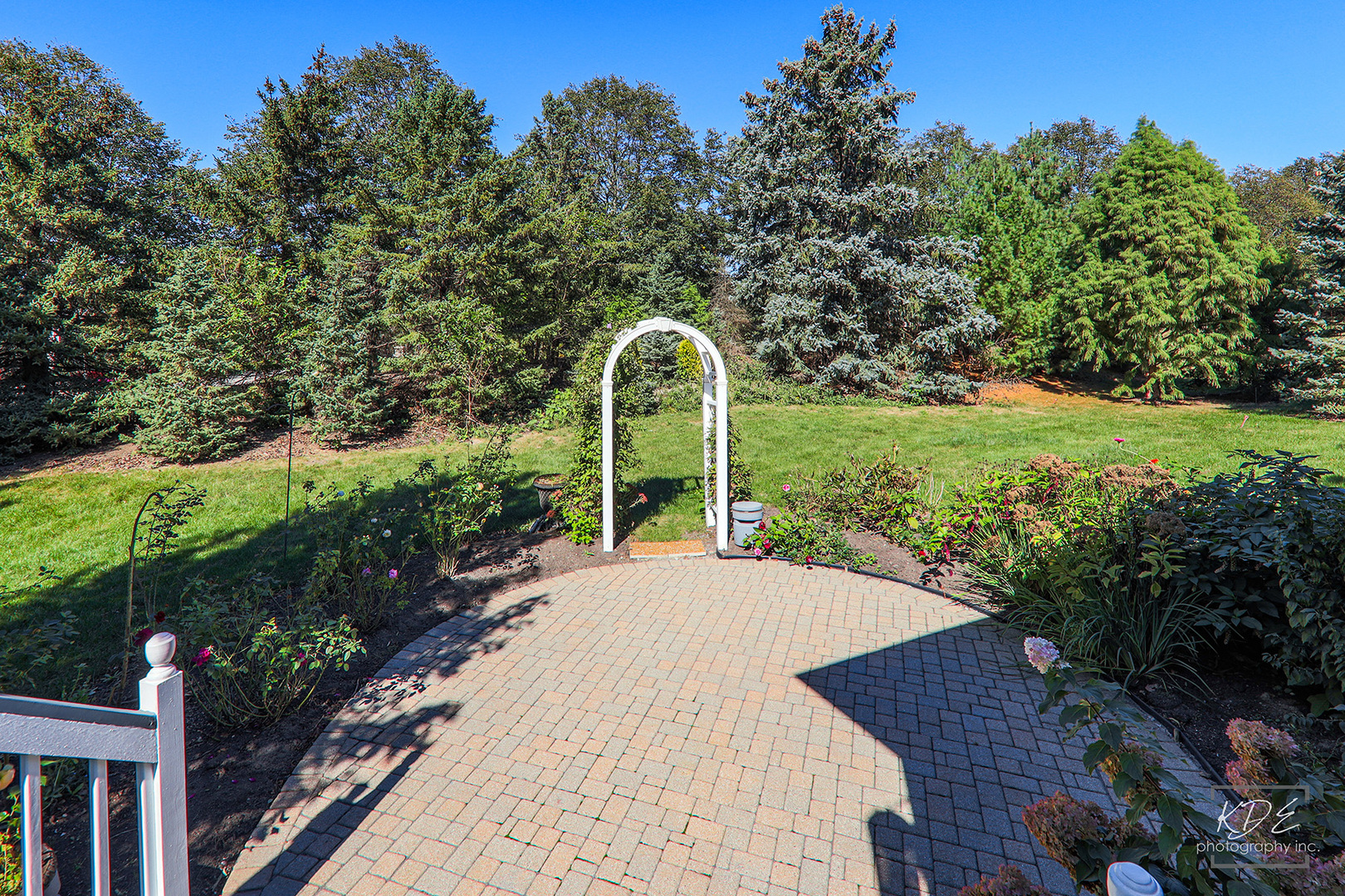 940 Burnham Court, Aurora, IL 60502