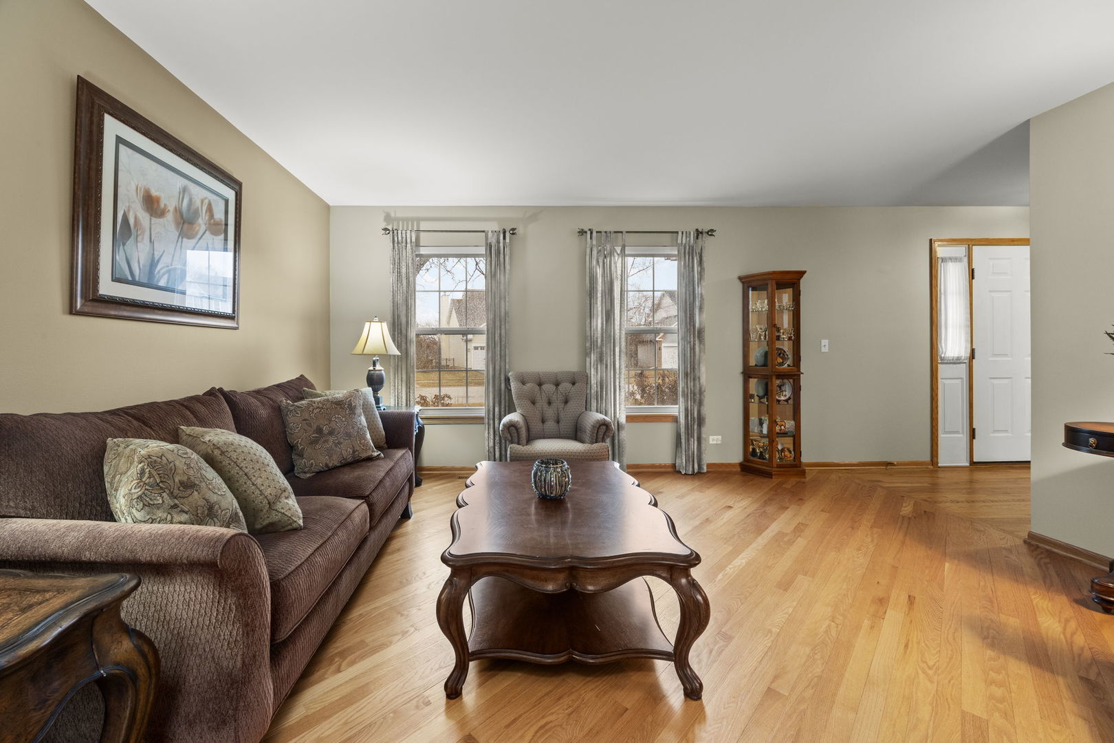 33 Forestview Lane, Aurora, IL 60502