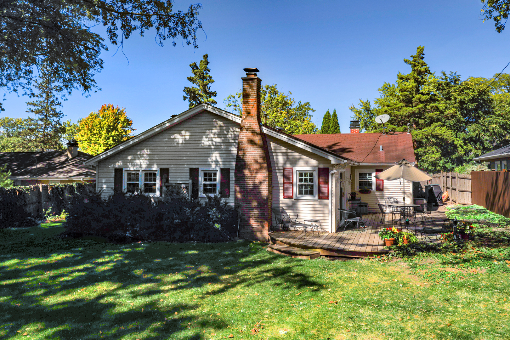 814 Countryside Drive, Wheaton, IL 60187