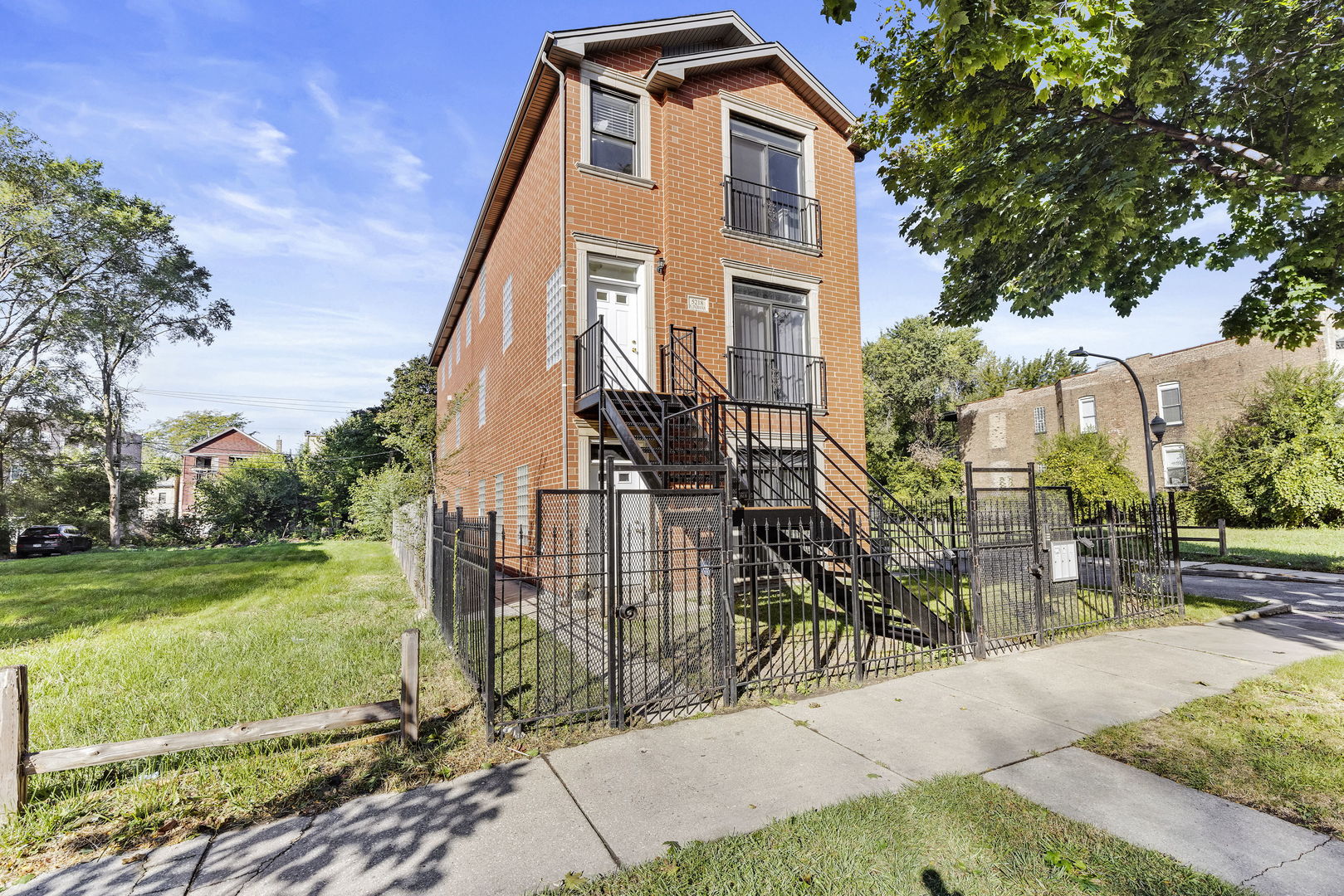 5218 S Indiana Avenue #3, Chicago, IL 60615