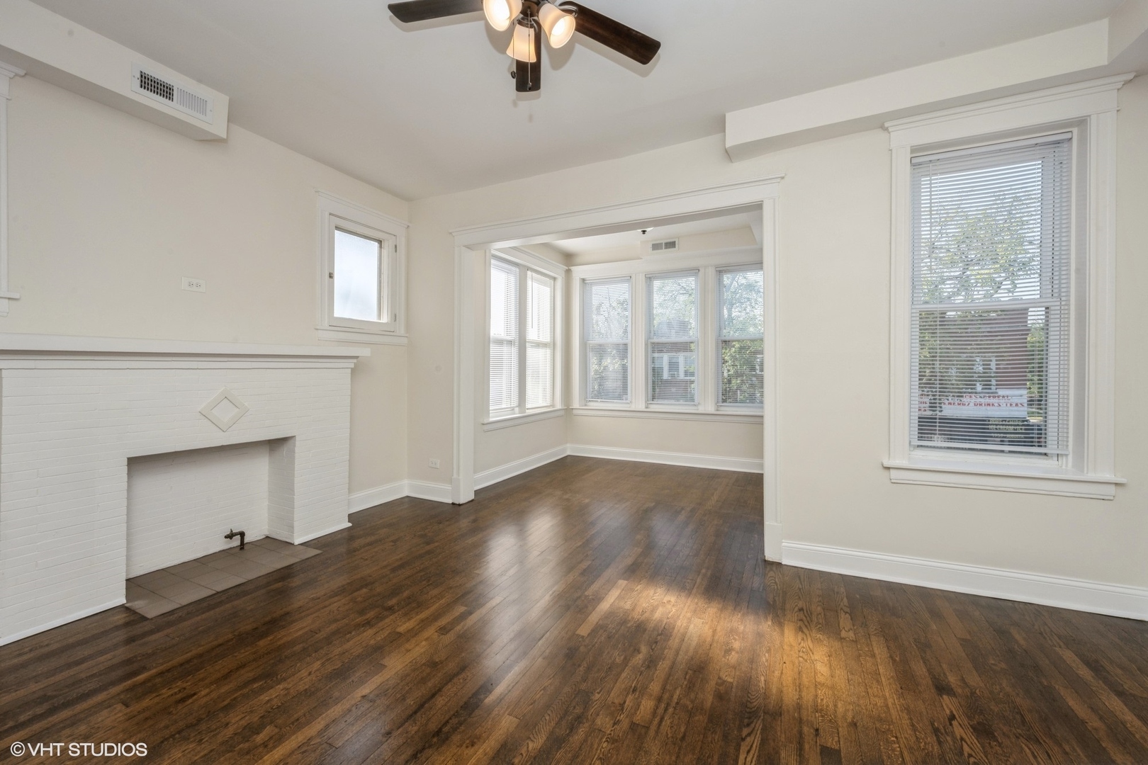 4954 W Augusta Boulevard #2, Chicago, IL 60651