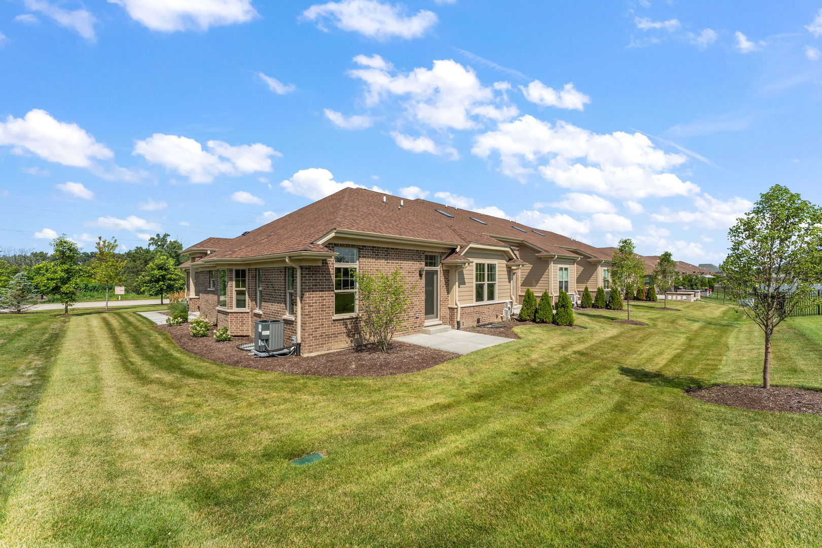 11289 Tuscany Lane, Lemont, IL 60439