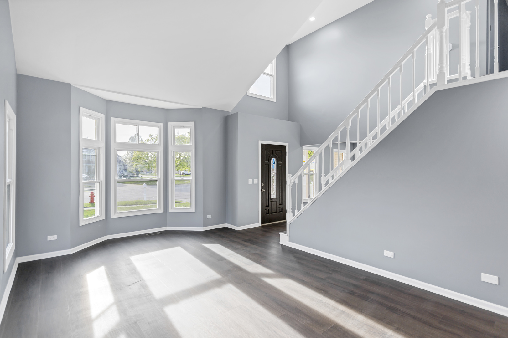 8 Cheswick Court, Schaumburg, IL 60194