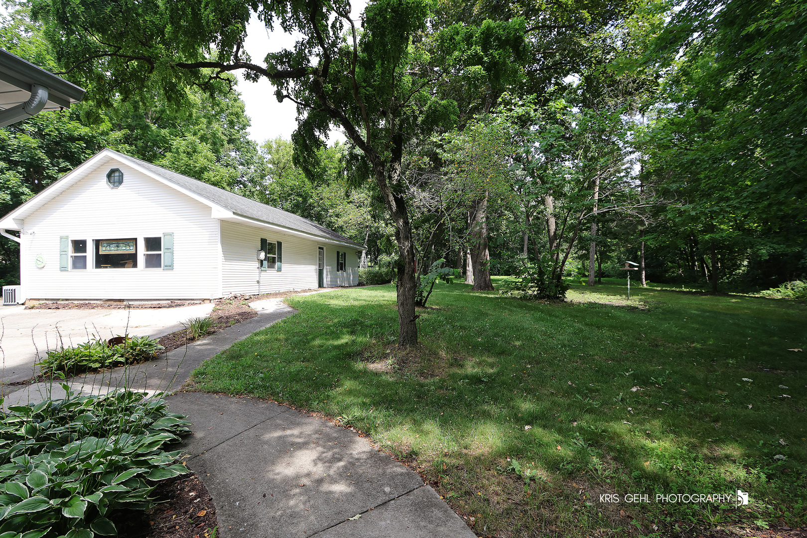 2214 MAIN STREET Road, Spring Grove, IL 60081