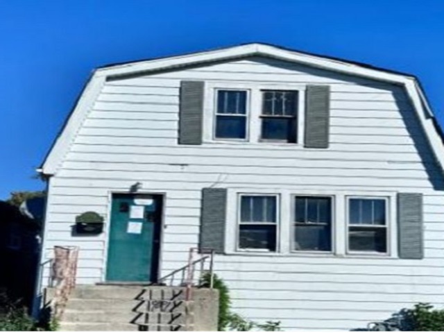 2654 W 98th Place, Evergreen Park, IL 60805