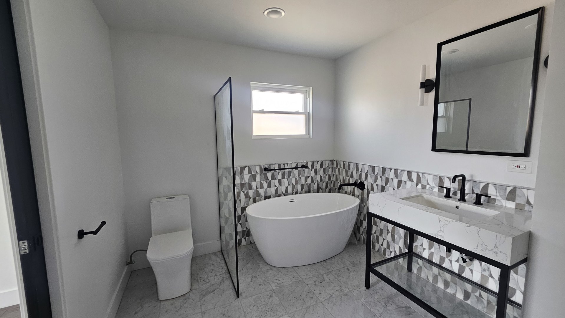 558 Escanaba Avenue, Calumet City, IL 60409