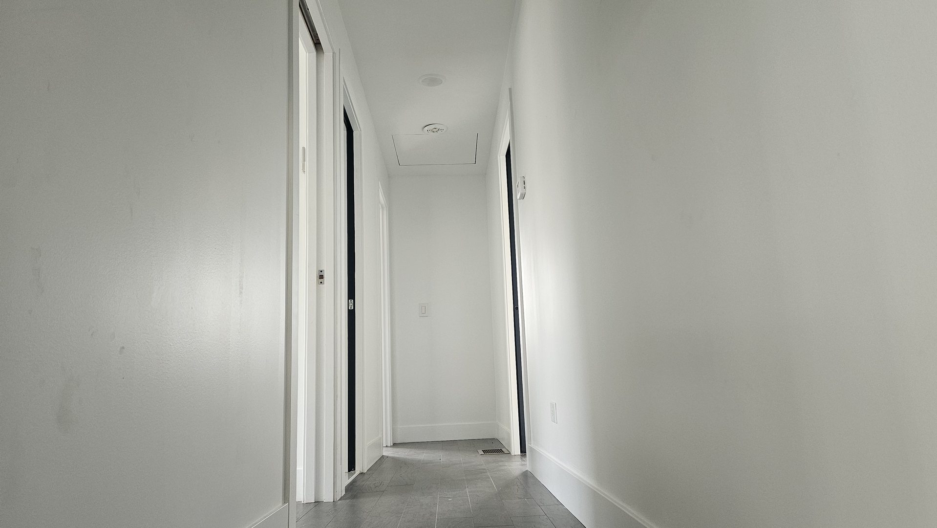 558 Escanaba Avenue, Calumet City, IL 60409