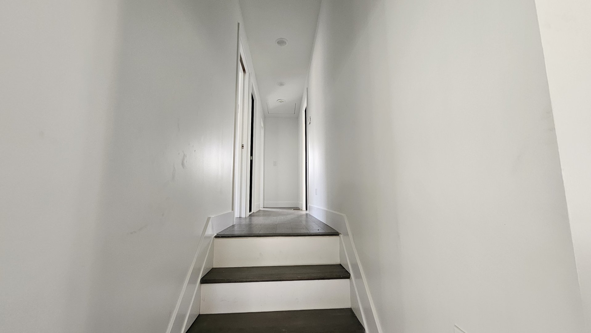 558 Escanaba Avenue, Calumet City, IL 60409