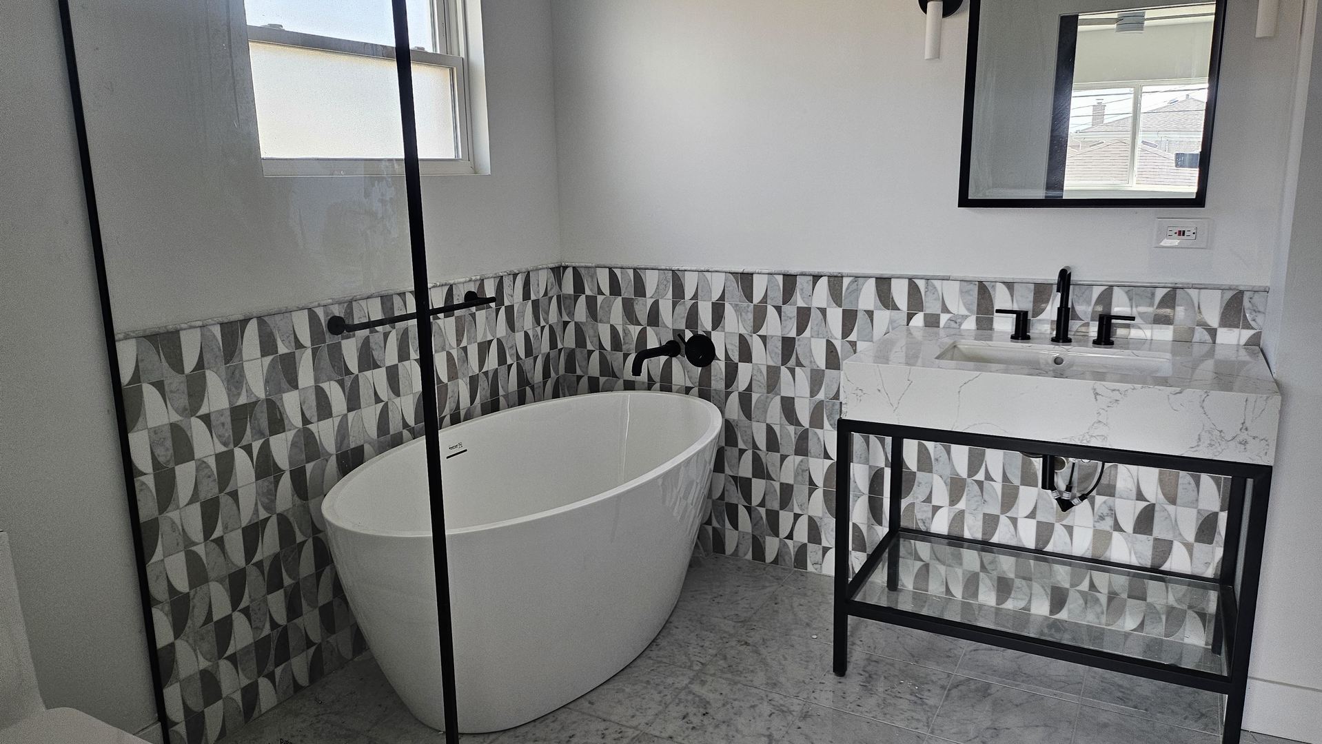 558 Escanaba Avenue, Calumet City, IL 60409