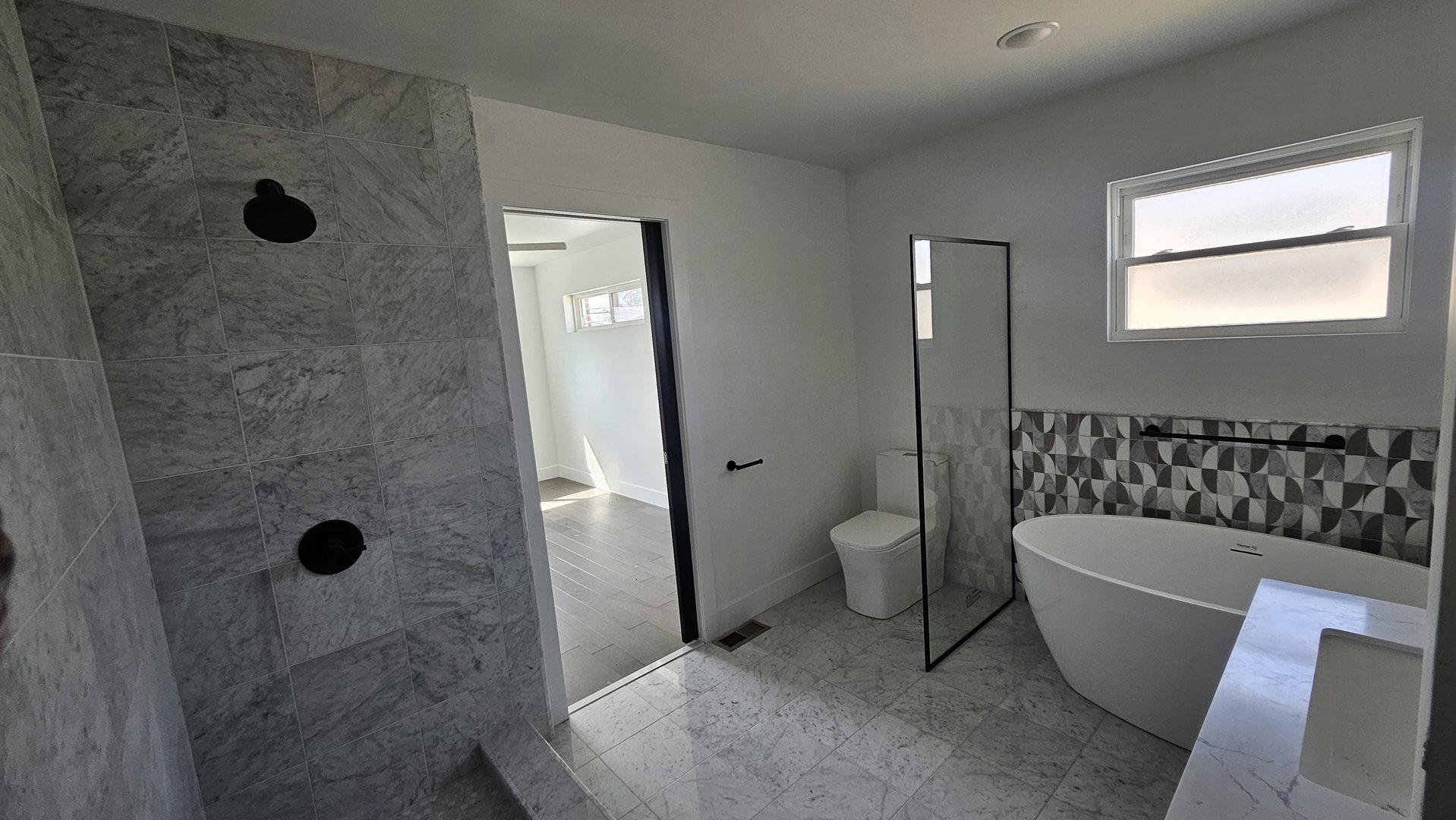 558 Escanaba Avenue, Calumet City, IL 60409