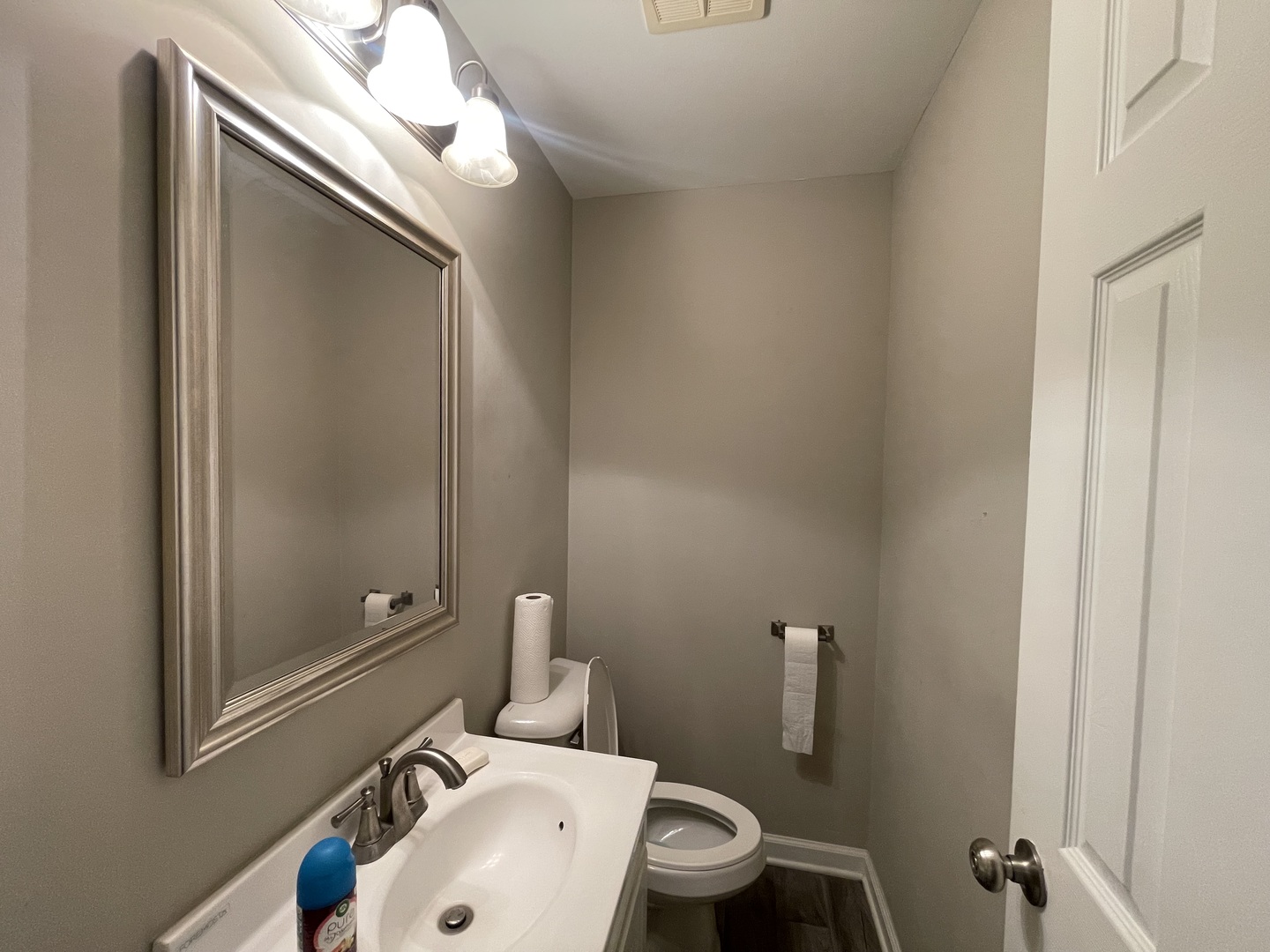 494 Oglesby Avenue, Calumet City, IL 60409