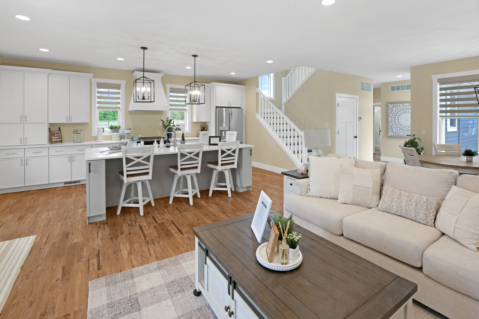 7 Willow Way, Ottawa, IL 61350