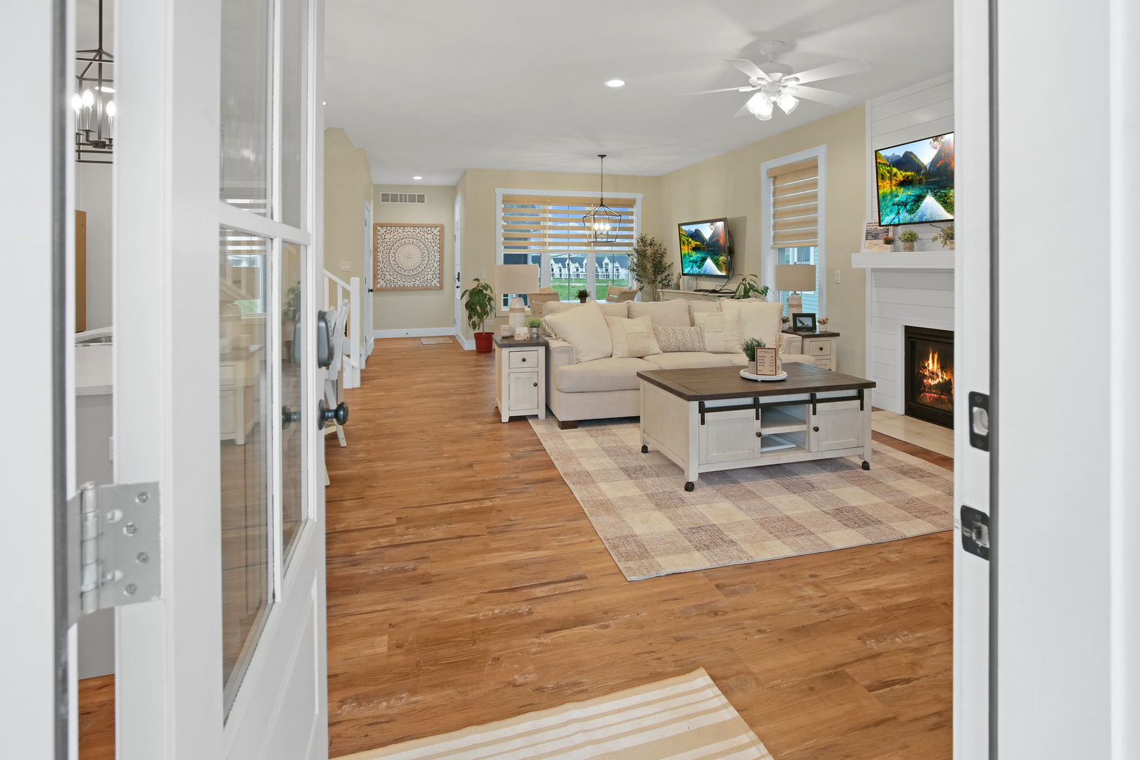 7 Willow Way, Ottawa, IL 61350