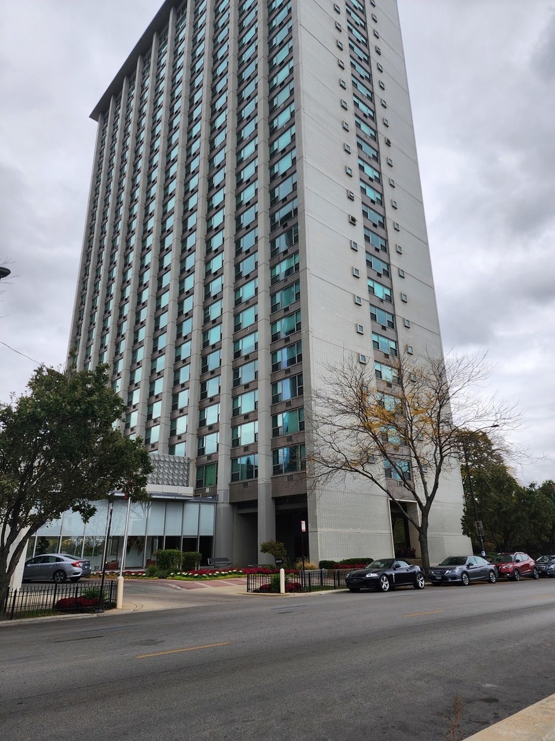 3600 N LAKE SHORE Drive #622, Chicago, IL 60613
