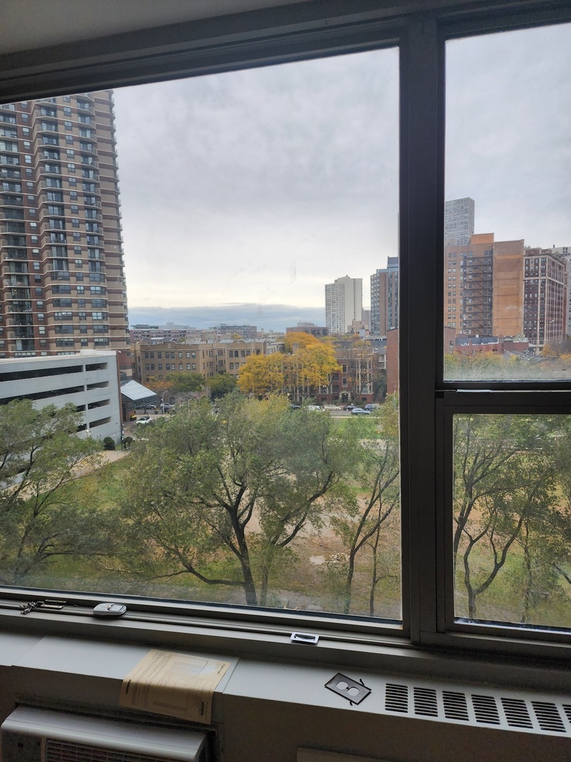 3600 N LAKE SHORE Drive #622, Chicago, IL 60613