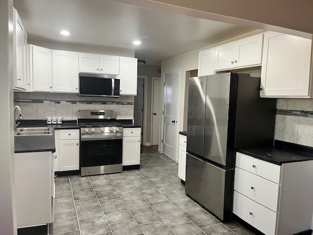 1709 16th Street, North Chicago, IL 60064