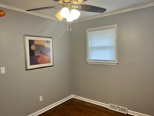 1709 16th Street, North Chicago, IL 60064