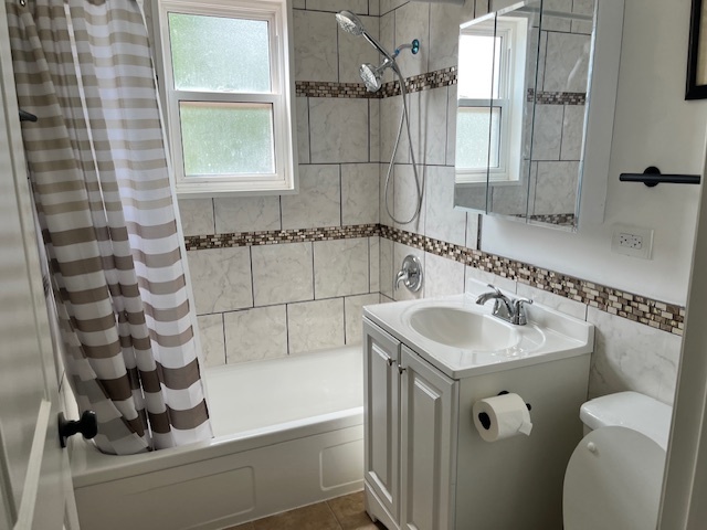 1709 16th Street, North Chicago, IL 60064
