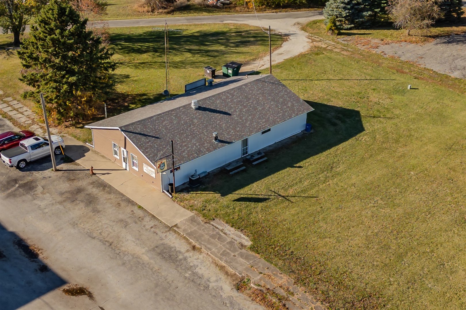 102 Center Street, Campus, IL 60920