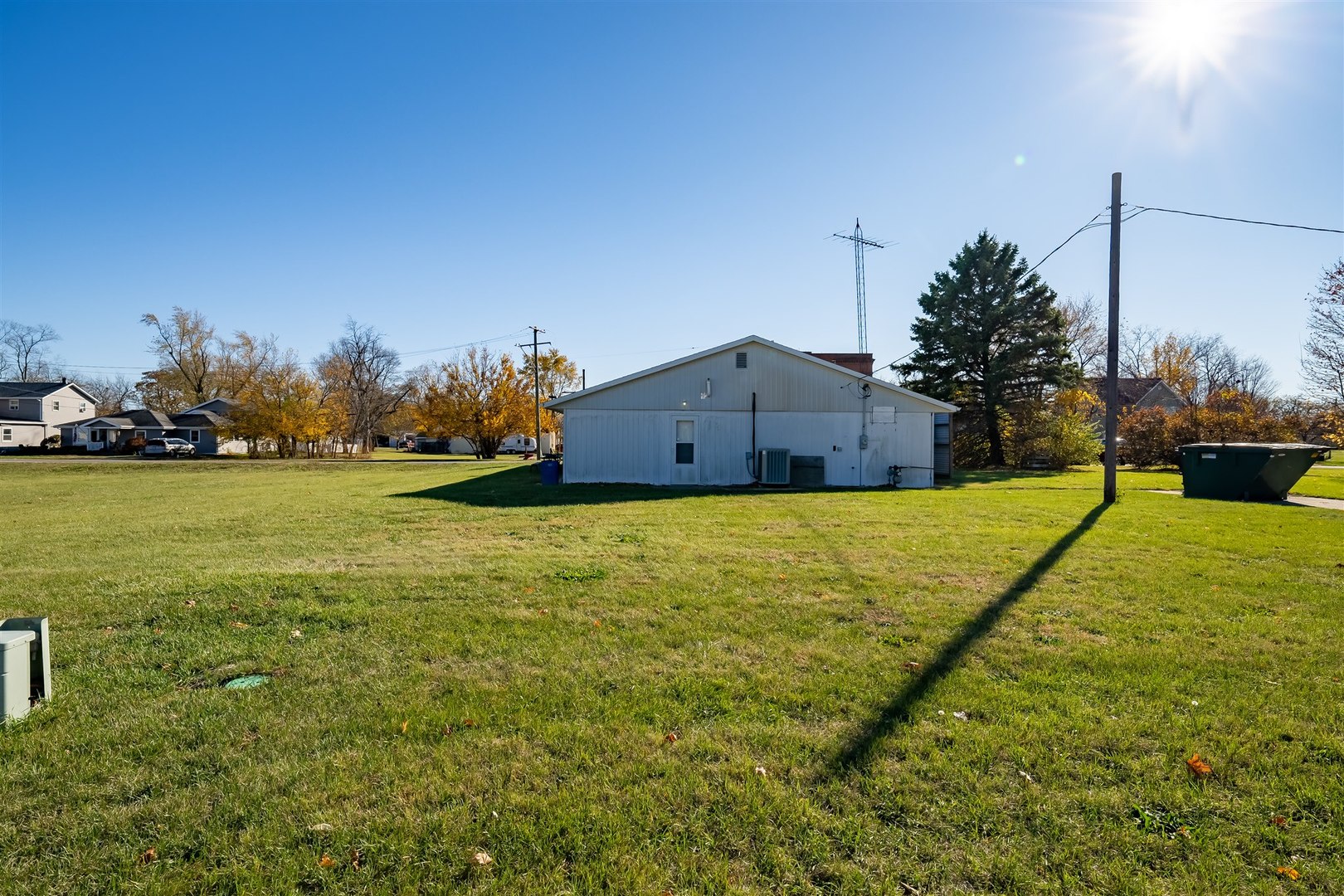 102 Center Street, Campus, IL 60920