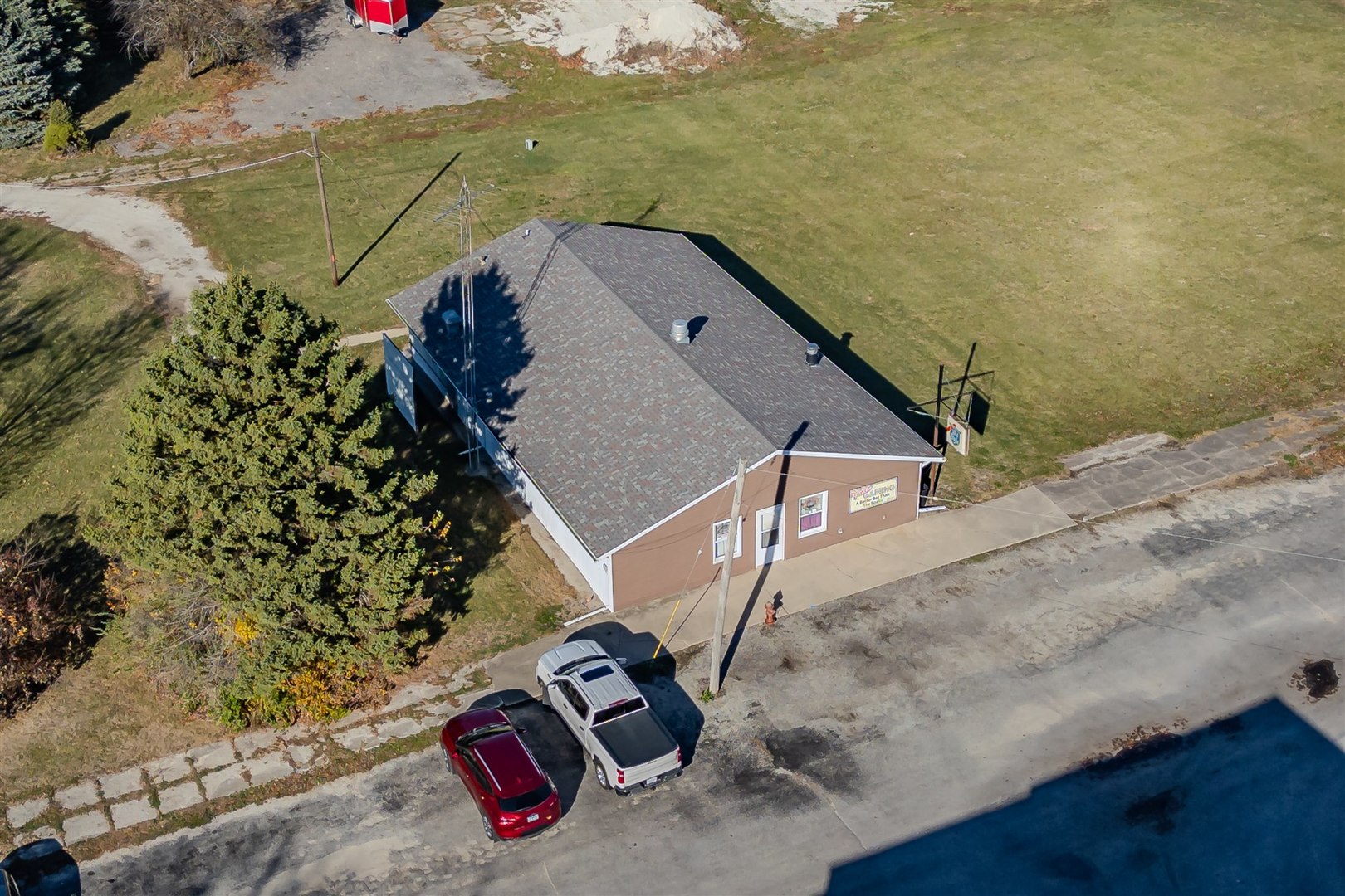 102 Center Street, Campus, IL 60920