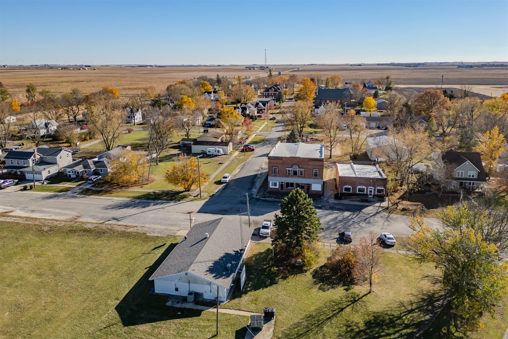 102 Center Street, Campus, IL 60920
