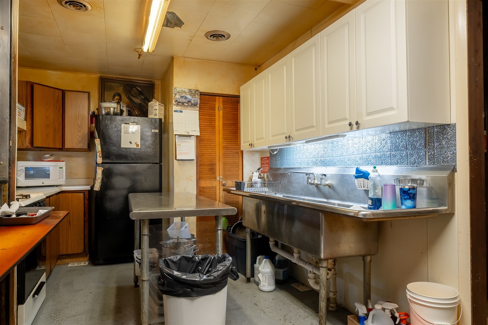 102 Center Street, Campus, IL 60920