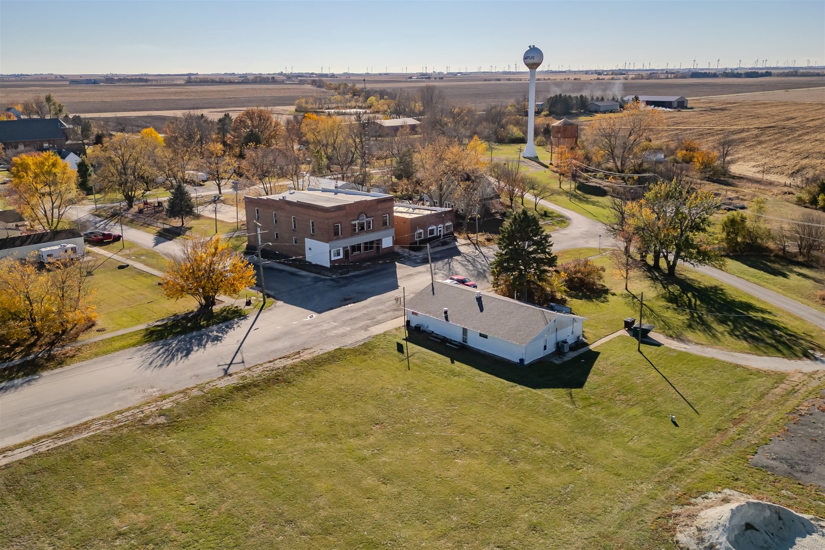 102 Center Street, Campus, IL 60920