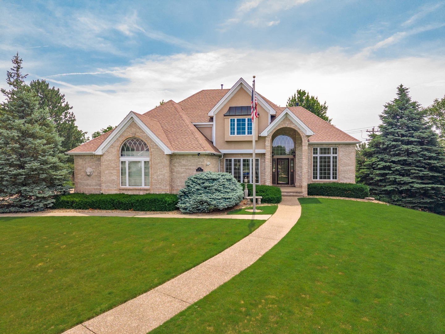 17 Smokey Court, Bloomington, IL 61704