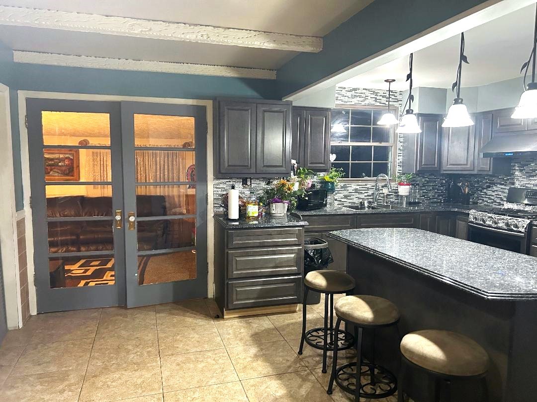 16409 Craig Drive, Oak Forest, IL 60452