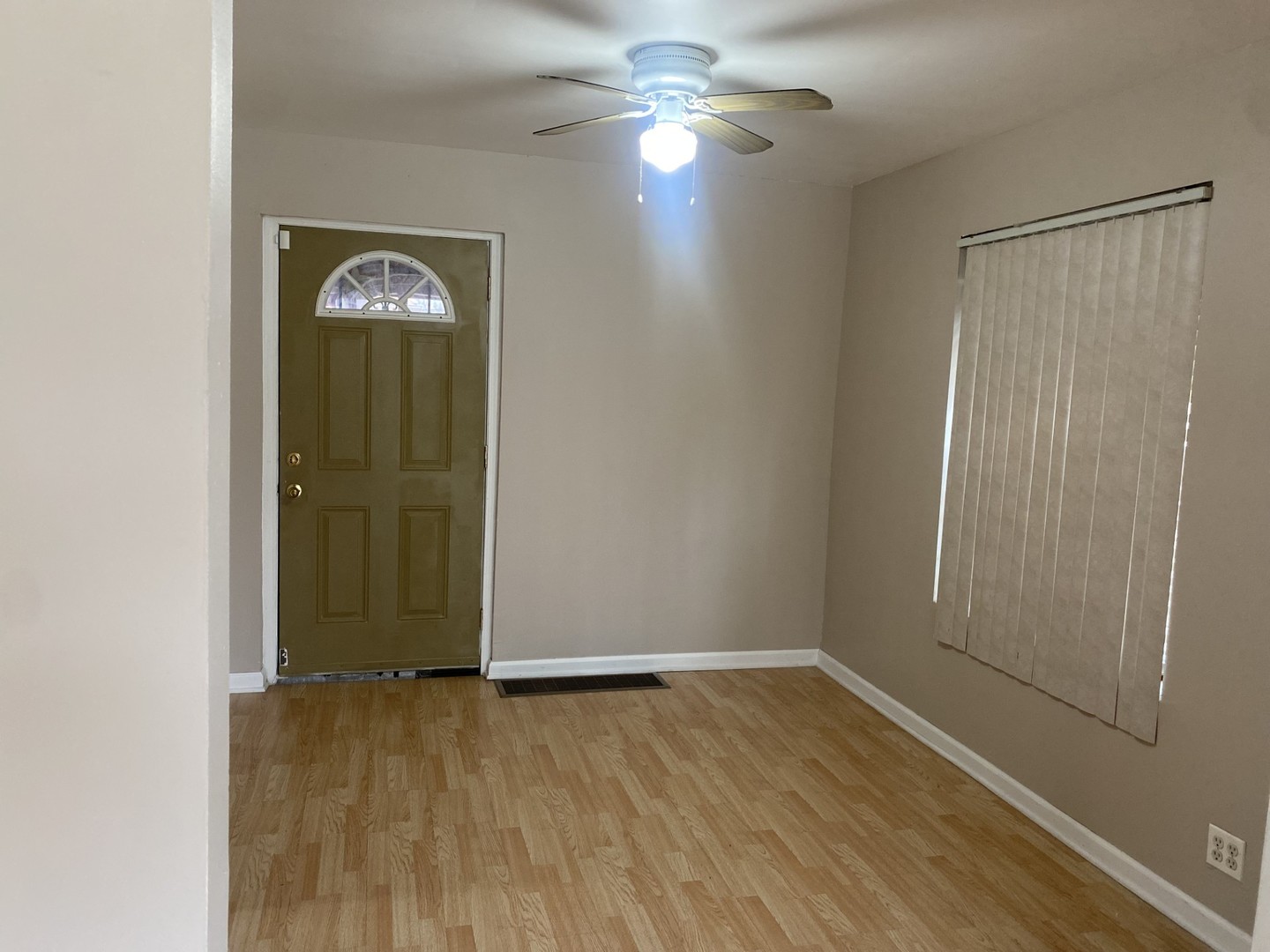 1242 E 98th Street, Chicago, IL 60628