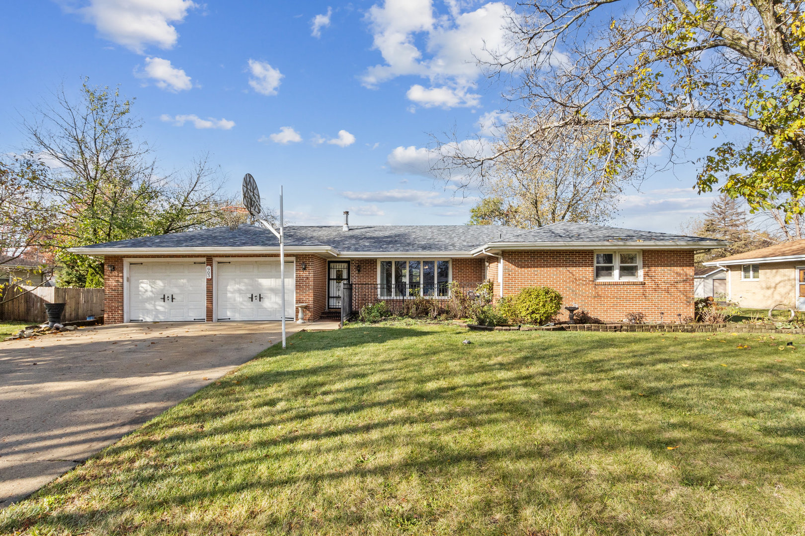 903 Cassie Drive, Joliet, IL 60435