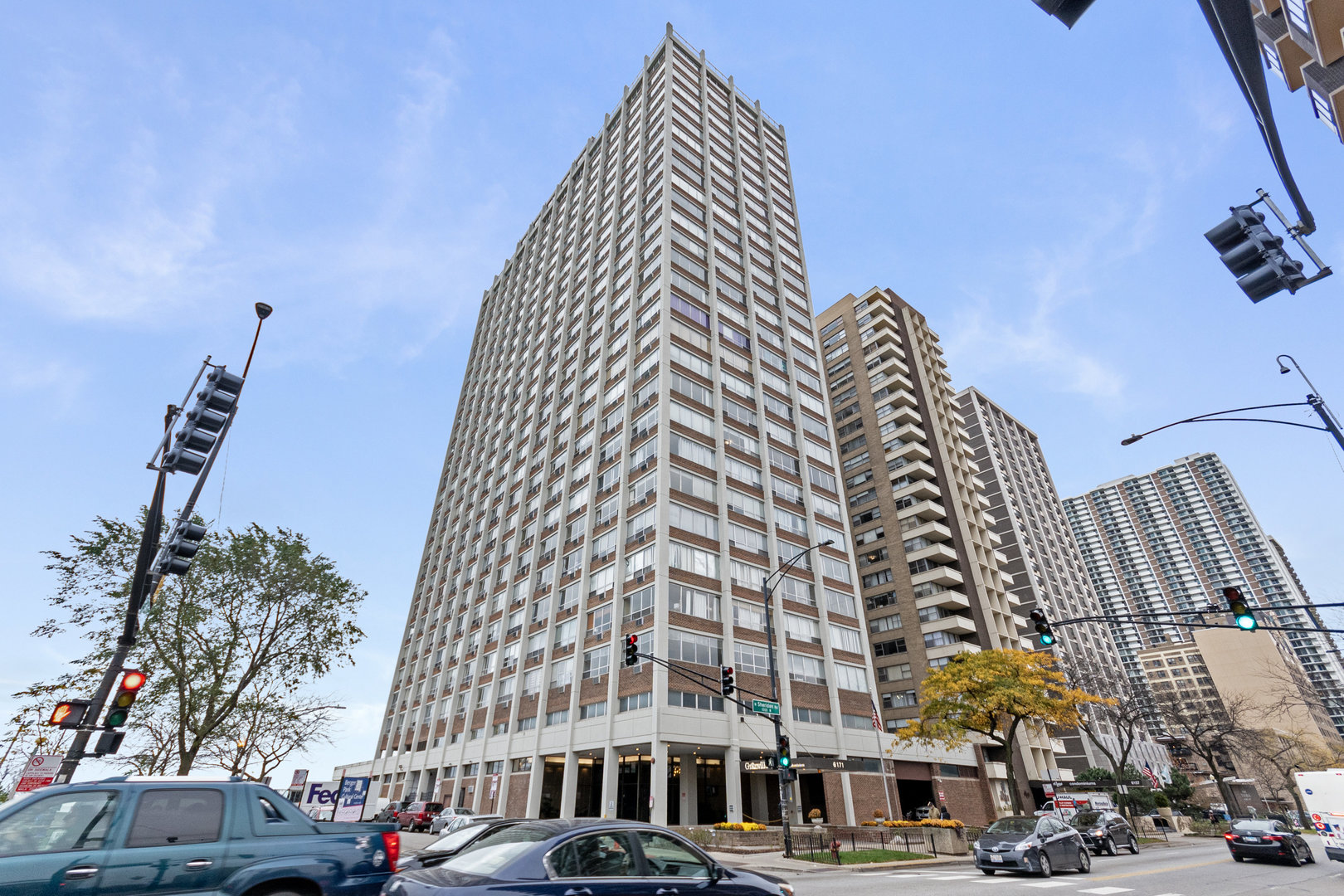 6171 N Sheridan Road #1012, Chicago, IL 60660
