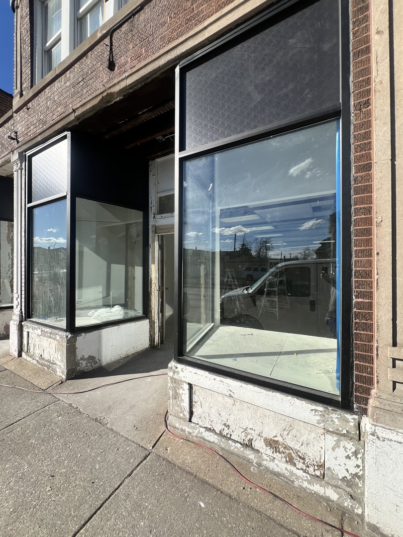 5000 W 16th Street, Cicero, IL 60804