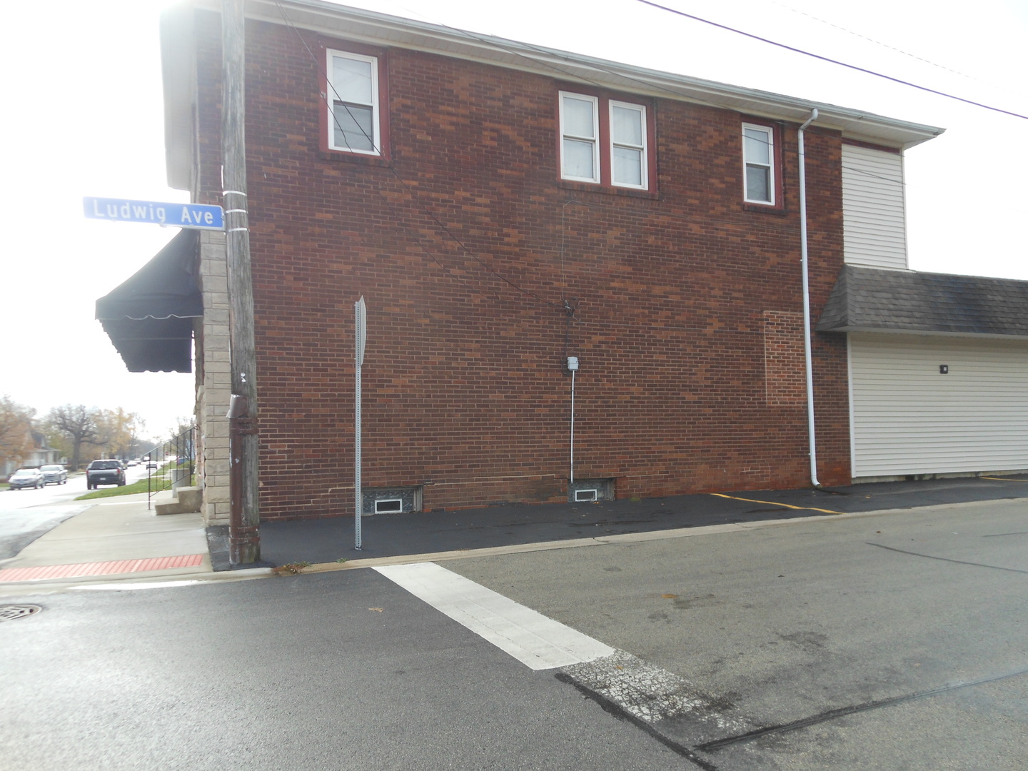 1723 N Center Street, Crest Hill, IL 60403