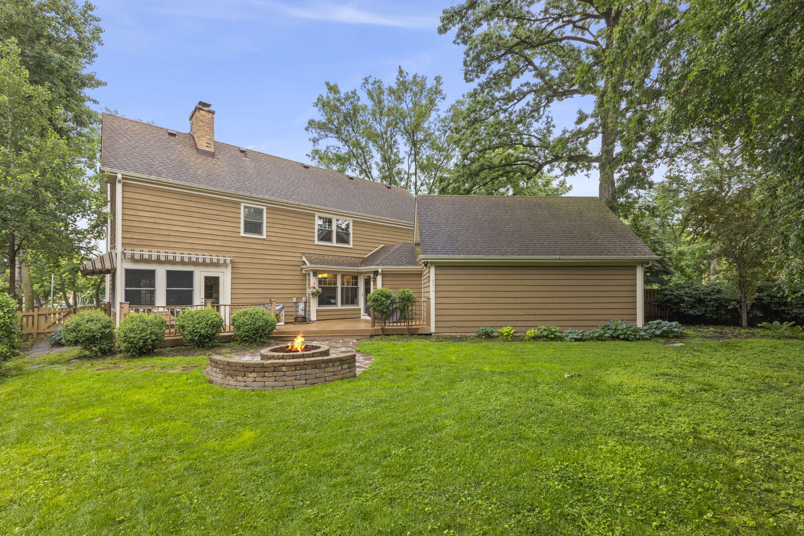 1310 Yorkshire Woods Court, Wheaton, IL 60189