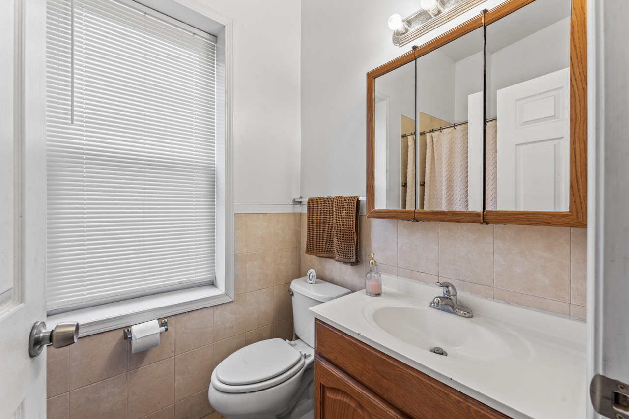 2713 S Crowell Street, Chicago, IL 60608