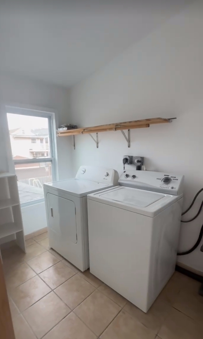 2713 S Crowell Street, Chicago, IL 60608